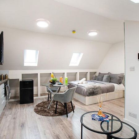 Spacious And Modern Studio In London G ภายนอก รูปภาพ
