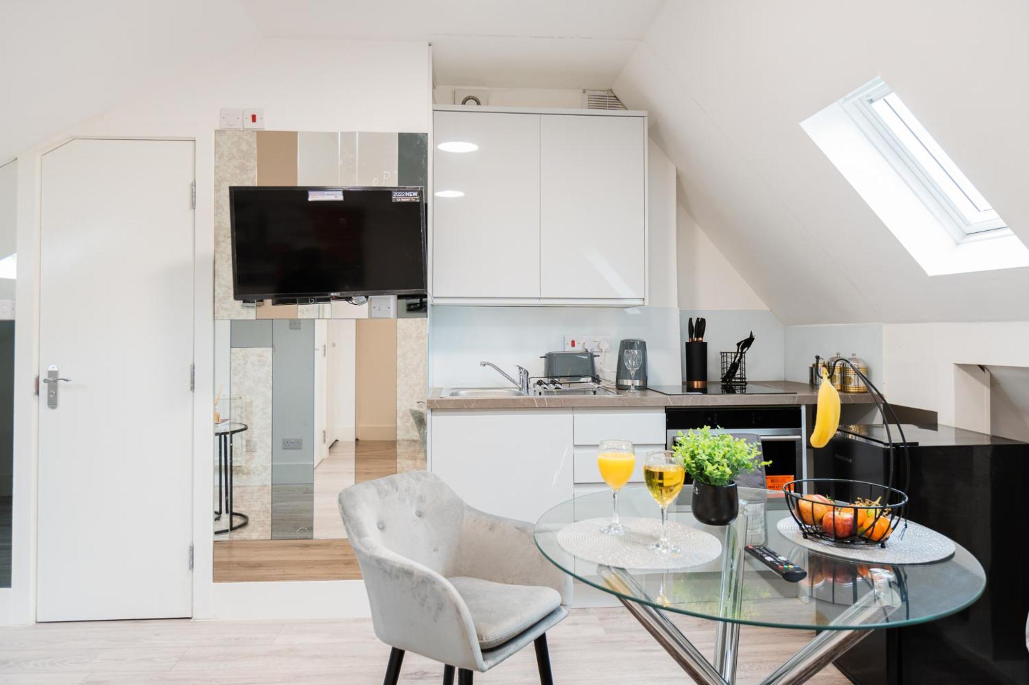Spacious And Modern Studio In London G ภายนอก รูปภาพ