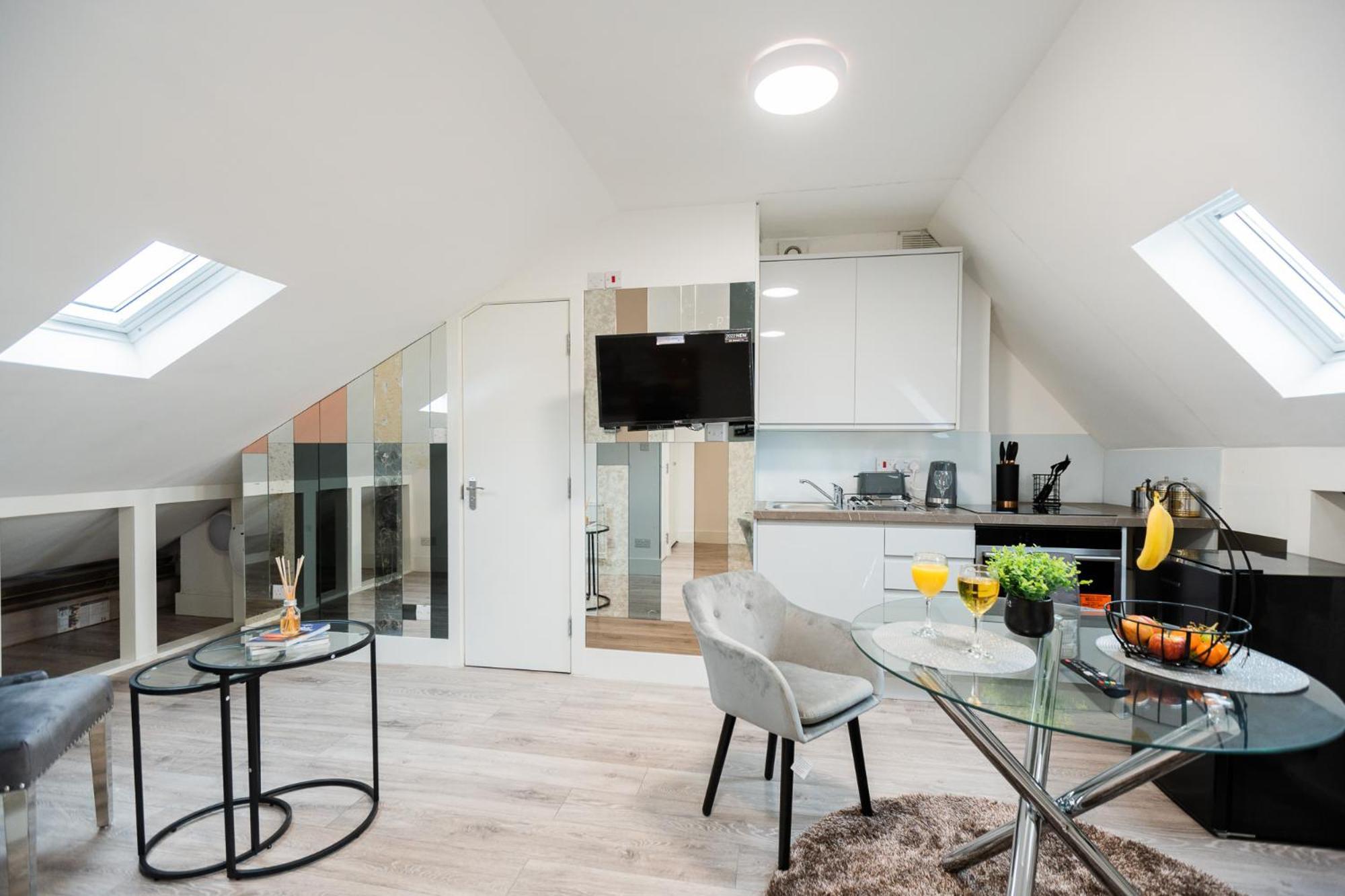 Spacious And Modern Studio In London G ภายนอก รูปภาพ