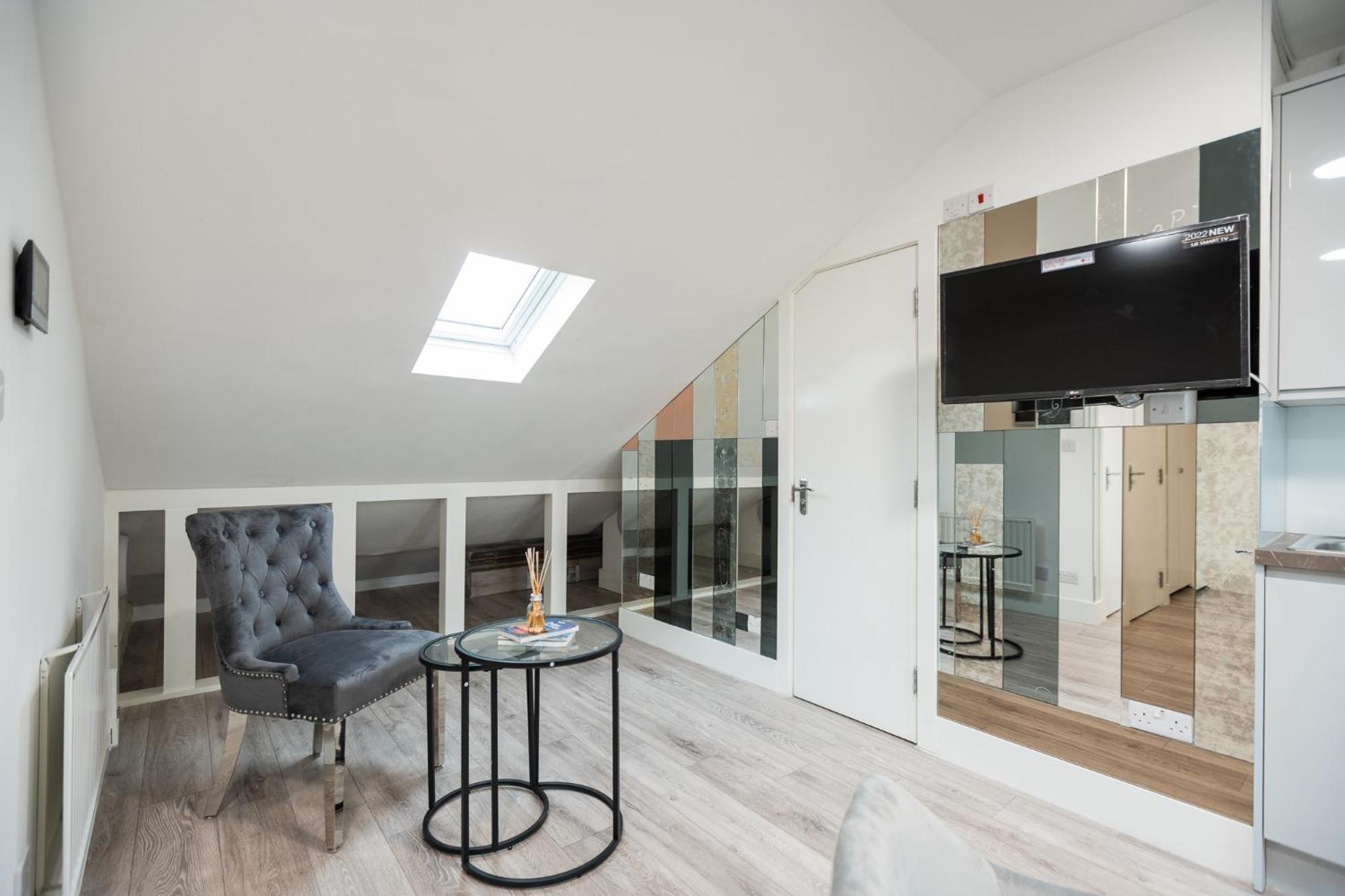 Spacious And Modern Studio In London G ภายนอก รูปภาพ